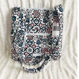 NWT Vera Bradley Hipster Crossbody - Lisbon Medallion